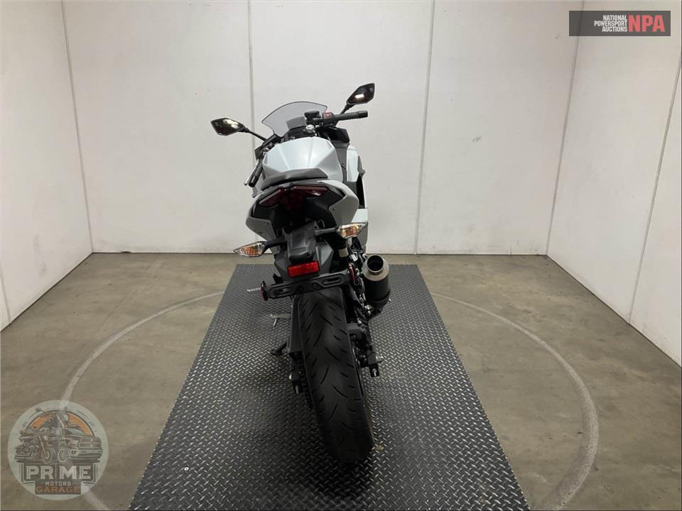 2025 Kawasaki EX500GSFNL NINJA 500 (ABS) — фото 4
