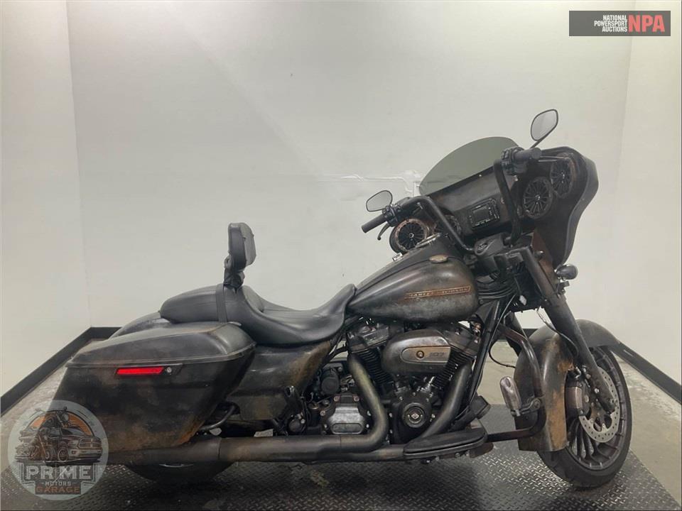 2017 Harley-Davidson FLHRXS ROAD KING SPECIAL — фото 1