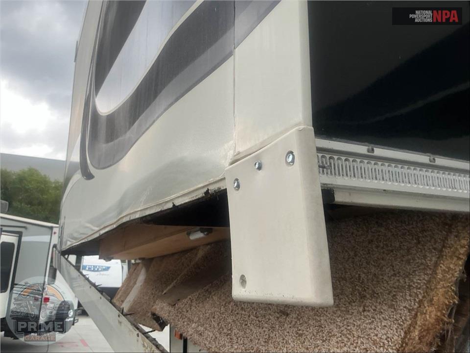 2015 Crossroads Rv FRANKLIN - RUSHMORE FIFTH WHEEL SERIES — фото 35