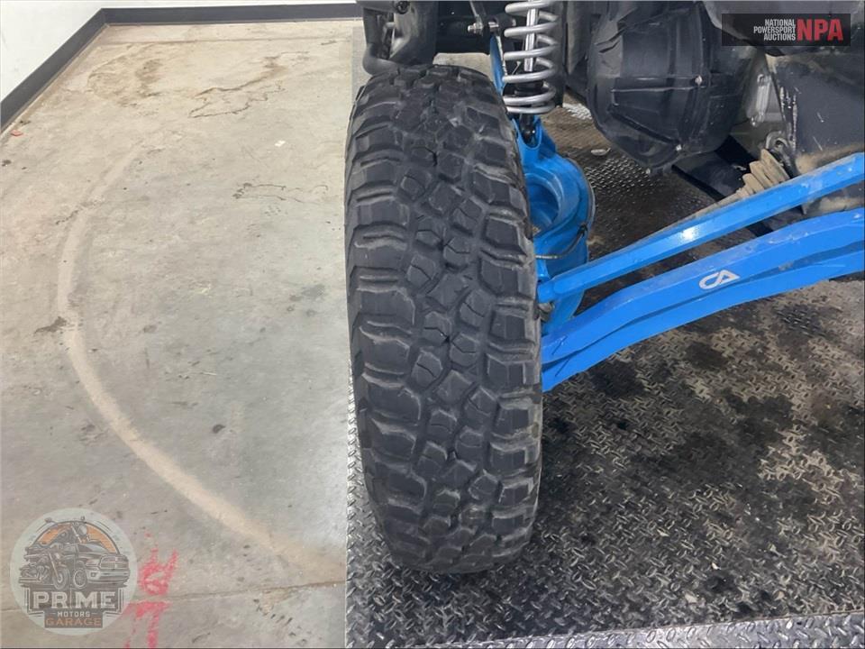 2022 Can-Am MAVERICK X3 DS TURBO — фото 32