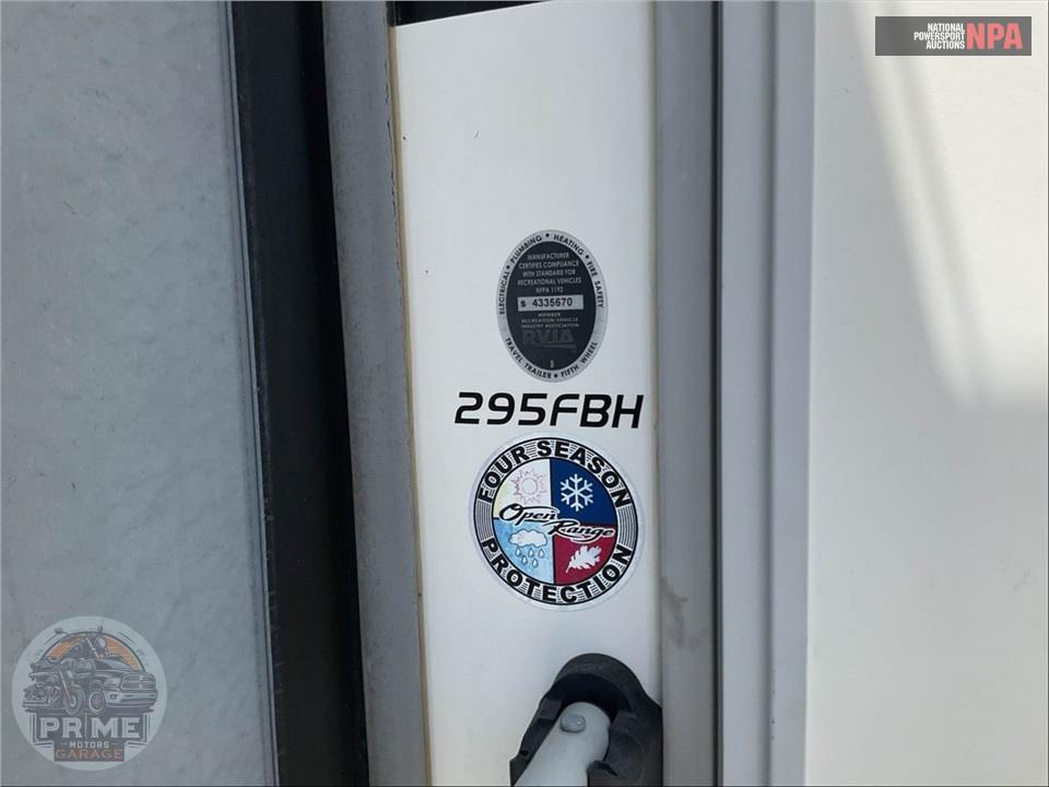 2017 Highland Ridge Rv M-295FBH - LIGHT FIFTH WHEEL SERIES — фото 5