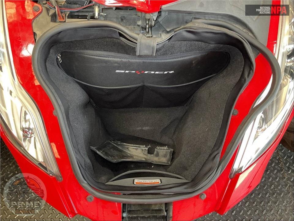 2012 Can-Am SPYDER RT-S SM5 — фото 14