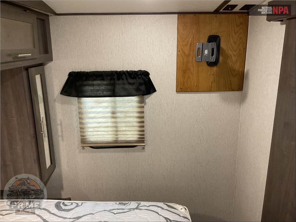 2020 Crossroads Rv M-288 BH - SUNSET TRAIL SUPER LITE SERIES — фото 13