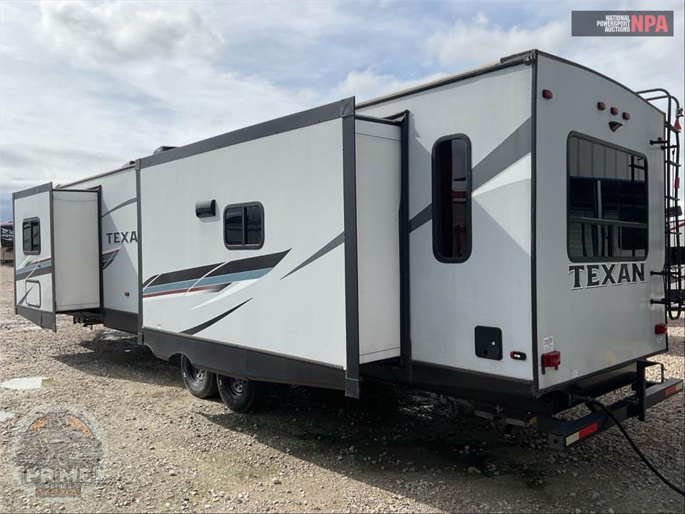 2021 Crossroads Rv M-34 RE - TEXAN SERIES — фото 3