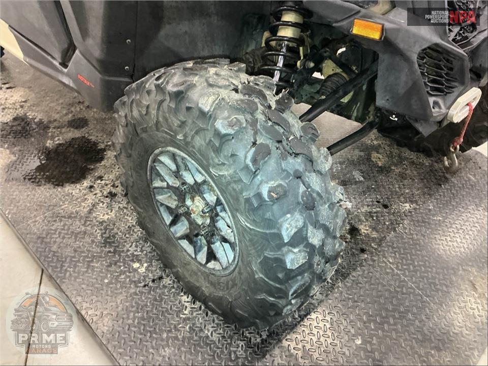 2022 Can-Am MAVERICK X3 DS TURBO — фото 38