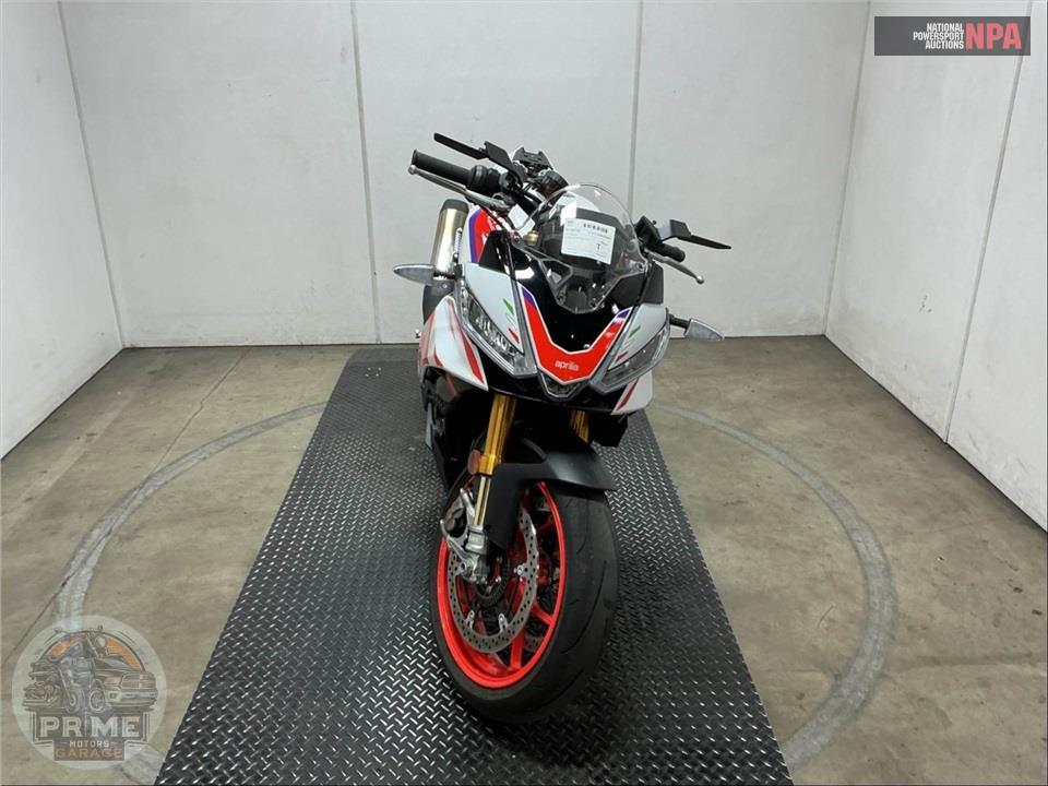 2024 Aprilia TUONO V4 FACTORY 1100 — фото 2