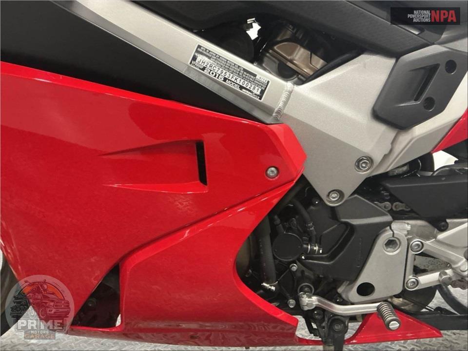 2015 Honda VFR800FDF INTERCEPTOR DELUXE — фото 9