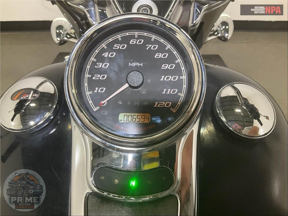 2015 Harley-Davidson FLRT FREE WHEELER — фото 5