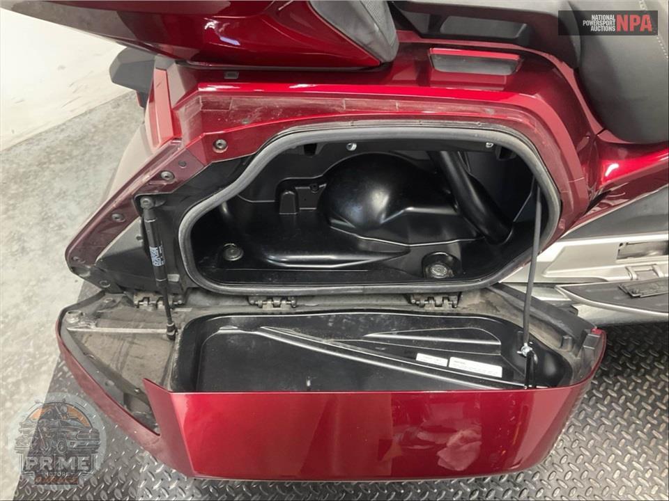 2023 Honda GL1800D GOLDWING TOUR DCT — фото 16