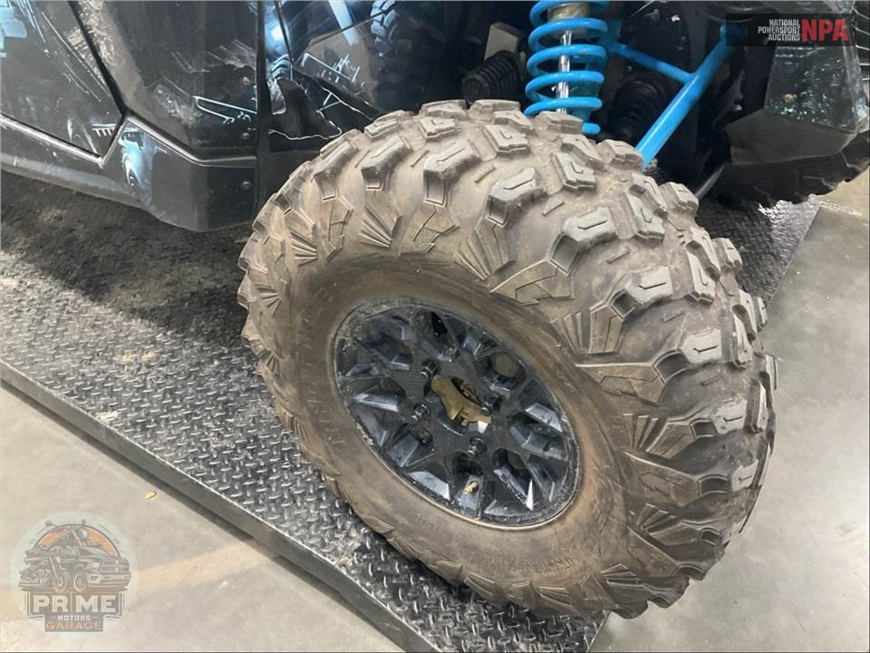 2023 Can-Am MAVERICK X3 MAX DS TURBO 64 (TAN/BLACK) — фото 23
