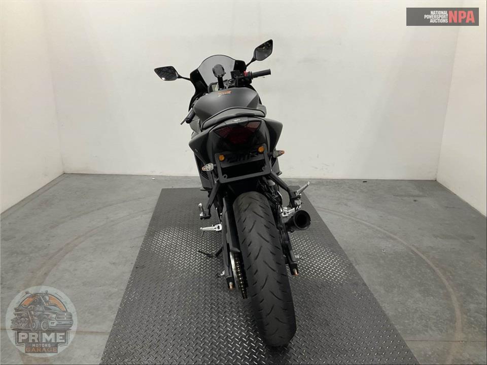 2019 Yamaha YZF-R3 — фото 4