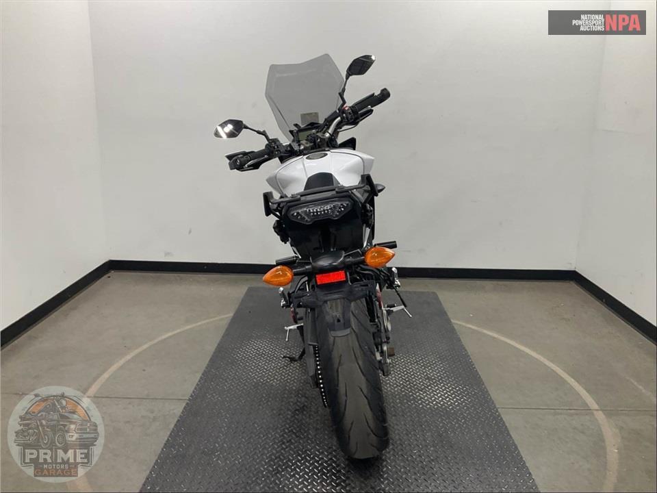 2017 Yamaha FJ-09 — фото 4