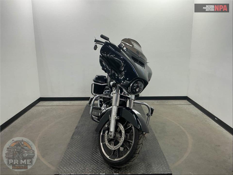 2021 Harley-Davidson FLHX STREET GLIDE — фото 2