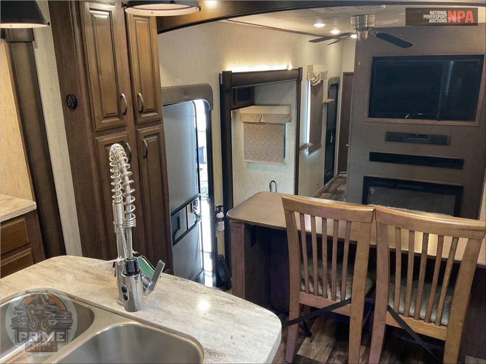 2020 Sierra By Forest River M-38FKOK - FIFTH WHEEL SERIES — фото 7