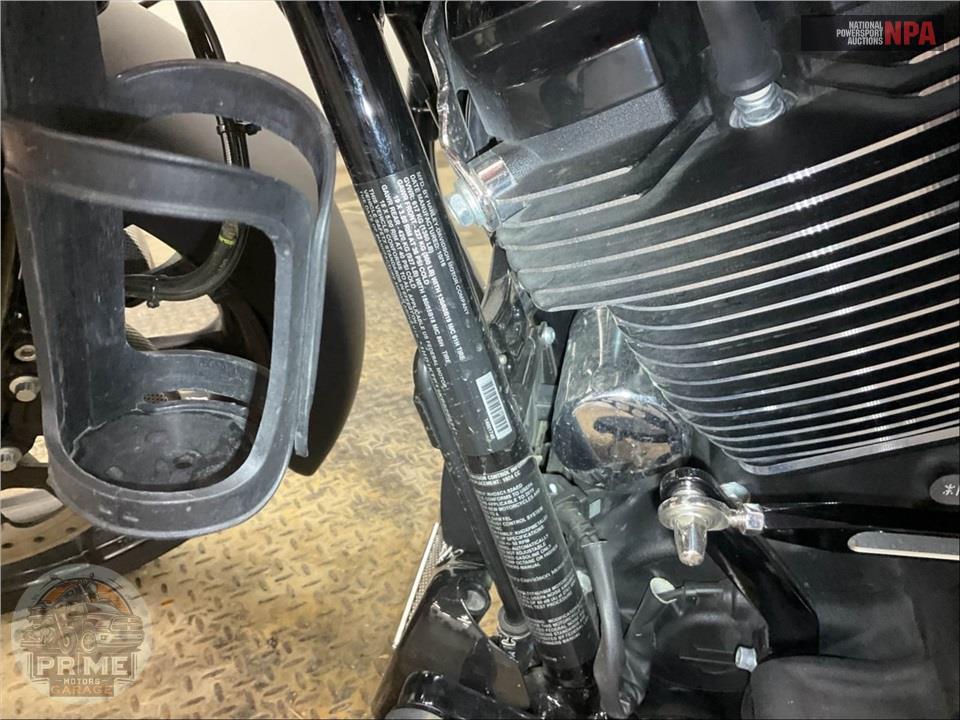 2019 Harley-Davidson FLTRXS ROAD GLIDE SPECIAL — фото 29