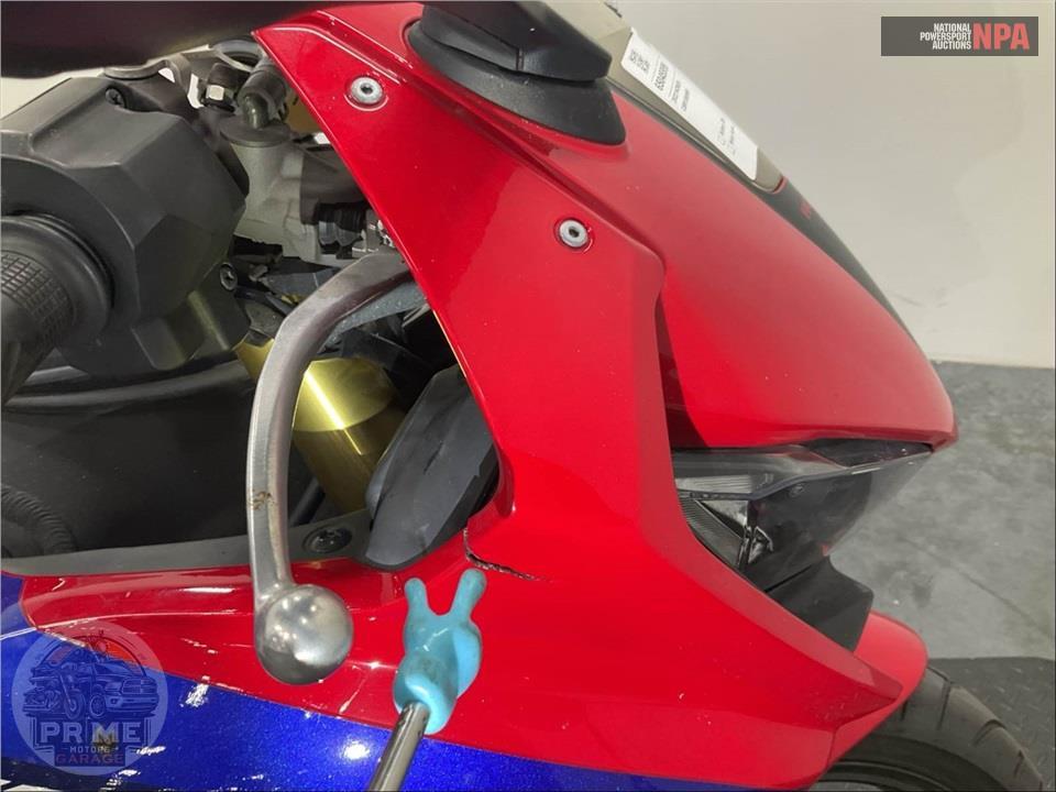 2023 Honda CBR1000RR — фото 14