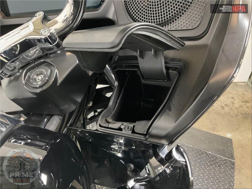 2025 Harley-Davidson FLTRX ROAD GLIDE — фото 20