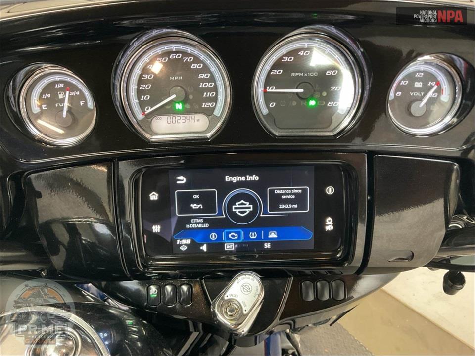 2023 Harley-Davidson FLHTK ELECTRA GLIDE ULTRA LIMITED — фото 5