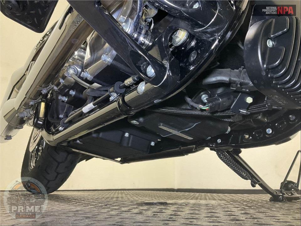 2020 Harley-Davidson FLSL SOFTAIL SLIM — фото 12