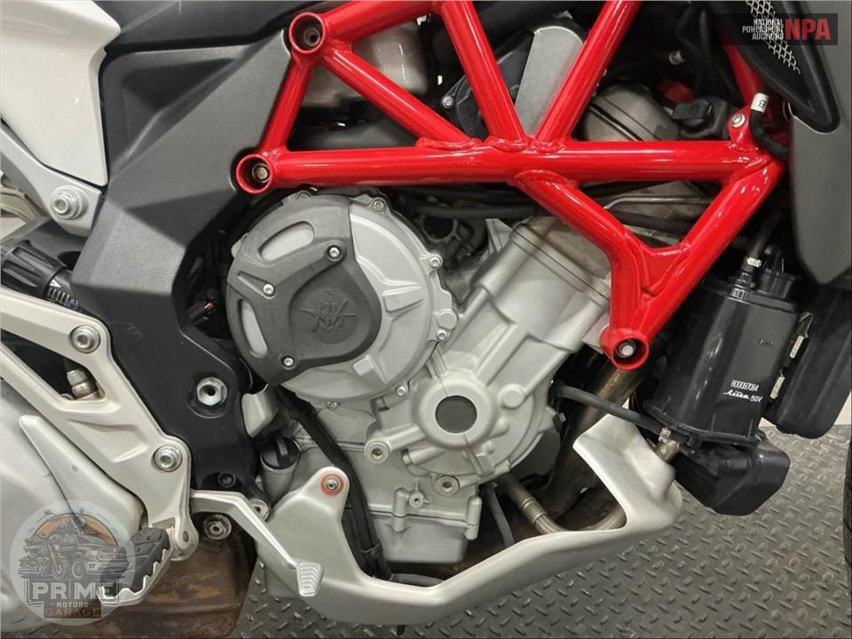 2016 Mv Agusta TURISMO 800 VELOCE LUSSO — фото 6