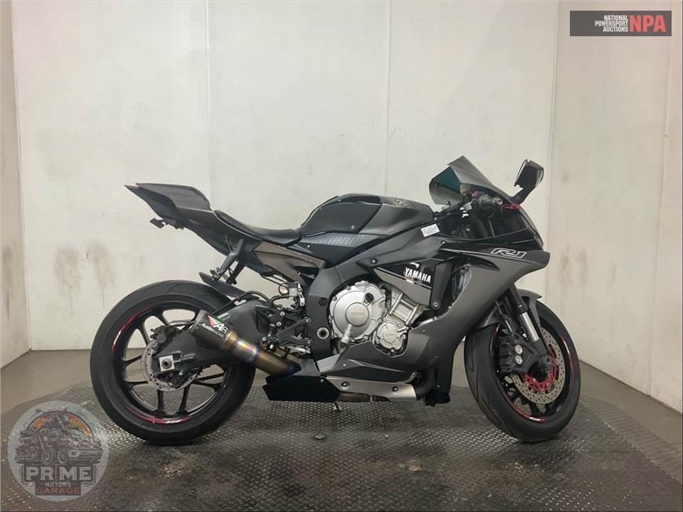 2015 Yamaha YZF-R1 — фото 1