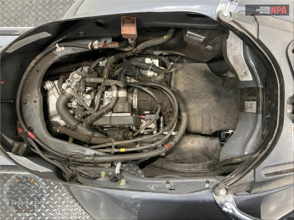 2022 Vespa GTS 300 TOURING HPE — фото 7