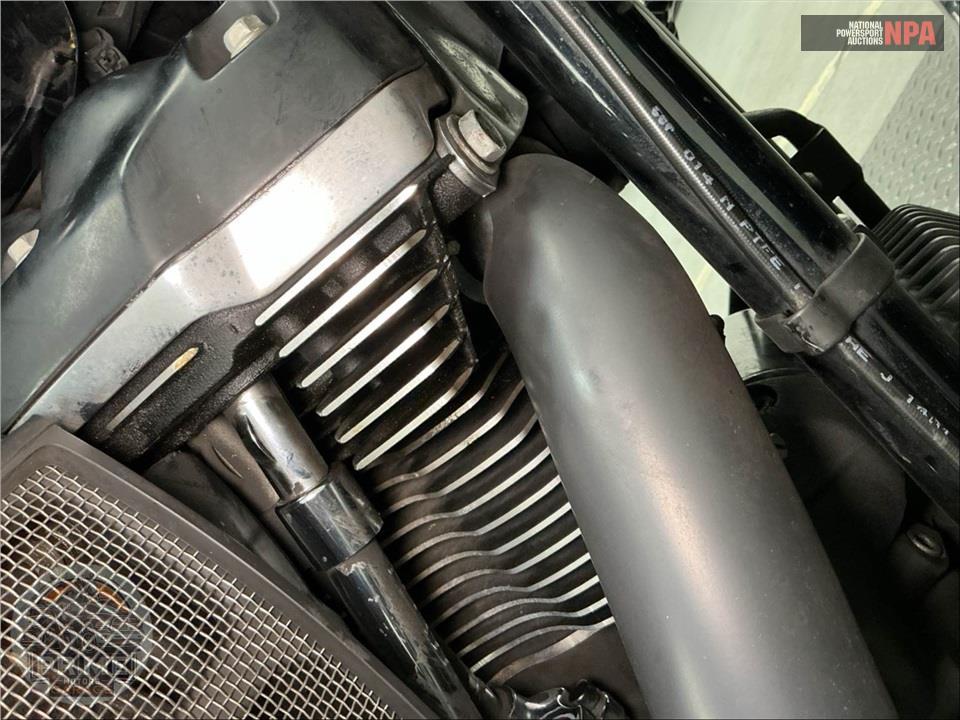 2017 Harley-Davidson FLHRXS ROAD KING SPECIAL — фото 13