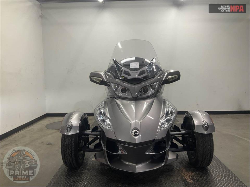 2012 Can-Am SPYDER RT-S SE5 — фото 2