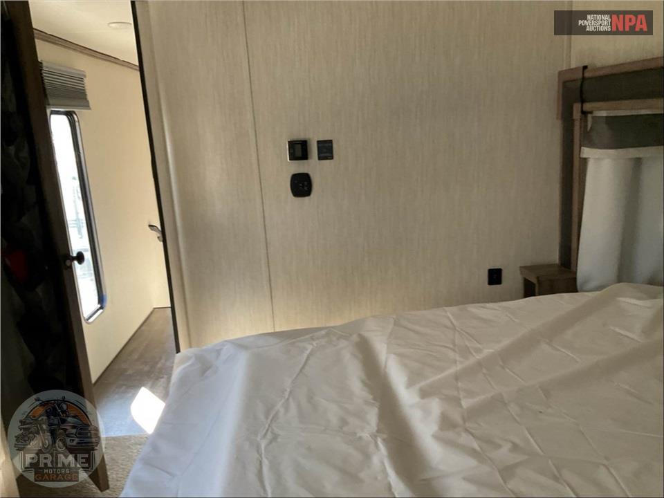 2020 Sabre By Forest River M-36BHQ - FIFTH WHEEL SERIES — фото 13