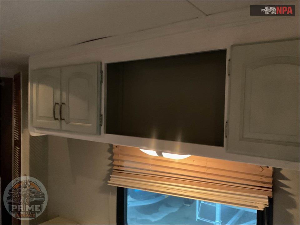 2010 Keystone Rv M-3640 RL - ALPINE FIFTH WHEEL SERIES — фото 55