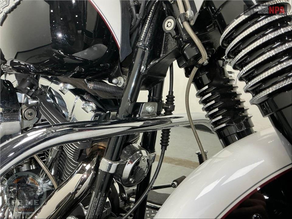 2005 Harley-Davidson FLSTNI SOFTAIL DELUXE — фото 11