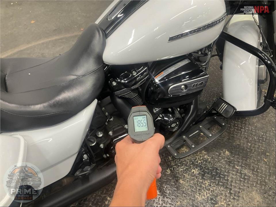 2020 Harley-Davidson FLHXS STREET GLIDE SPECIAL — фото 8