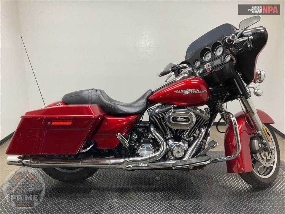 2013 Harley-Davidson FLHX STREET GLIDE — фото 1