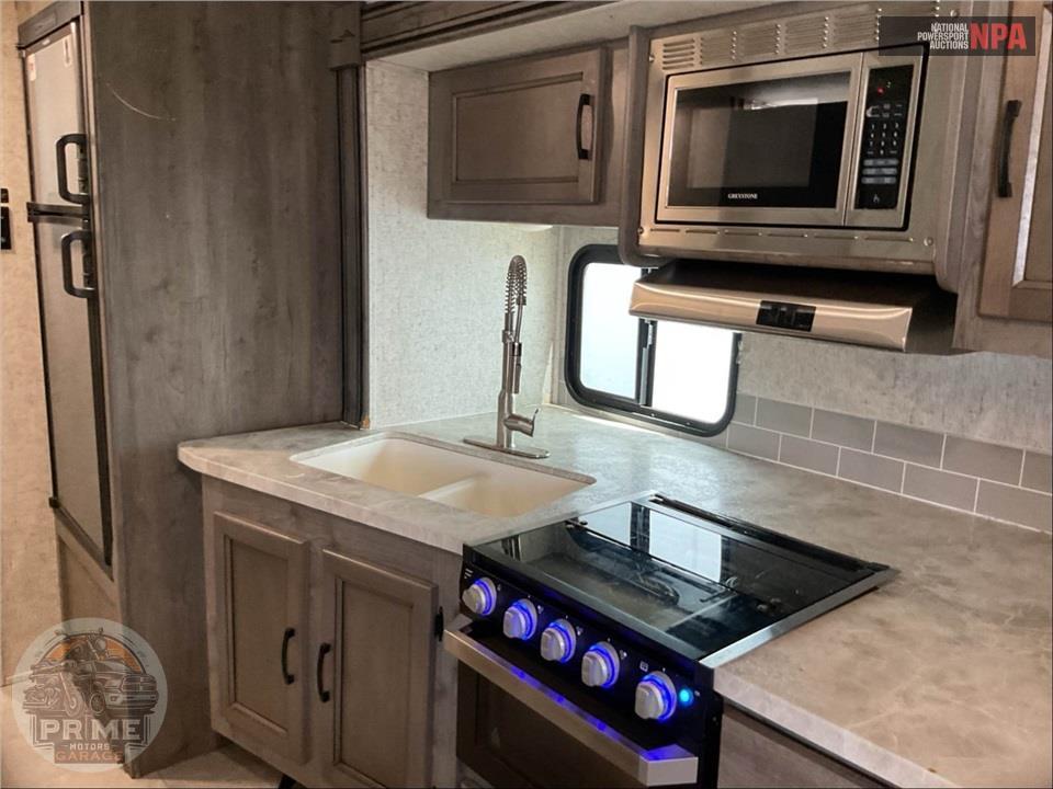 2020 Apex By Coachmen M-300 BHS -  SERIES — фото 22