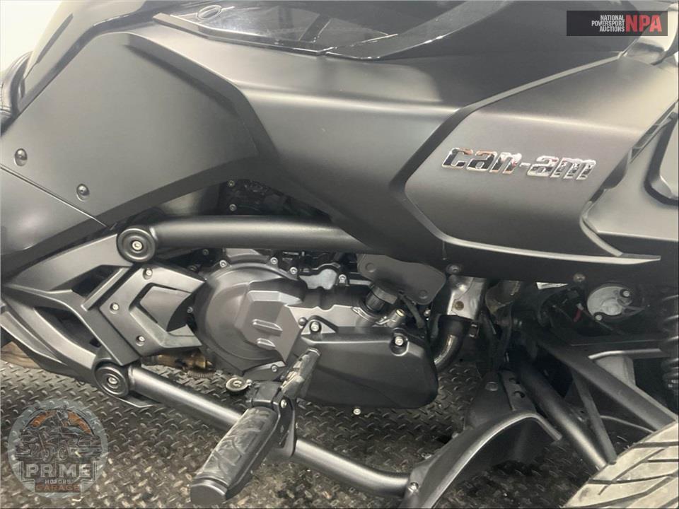 2017 Can-Am SPYDER F3 SE6 LIMITED — фото 6