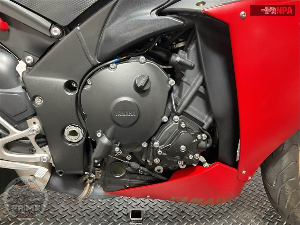 2011 Yamaha YZF-R1 RED — фото 7