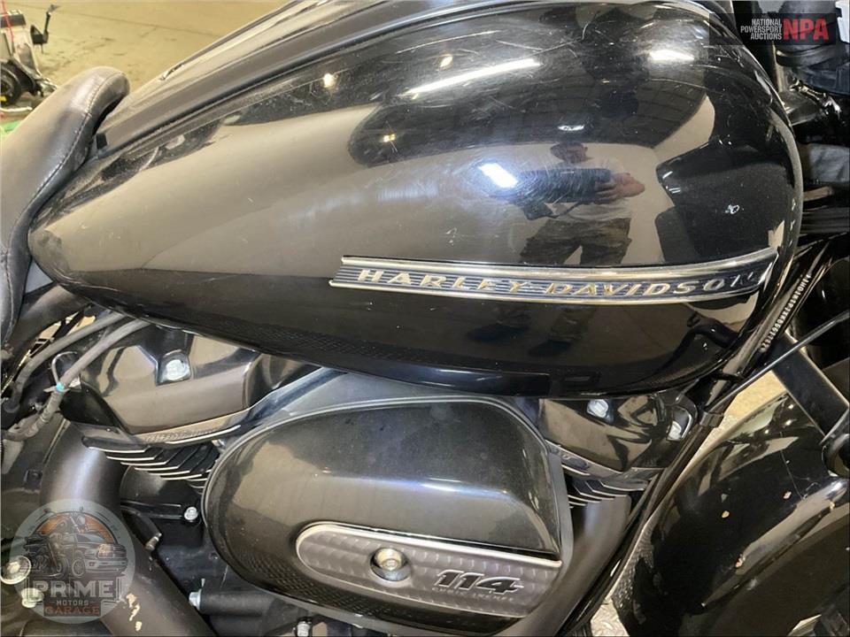2019 Harley-Davidson FLTRXS ROAD GLIDE SPECIAL — фото 36