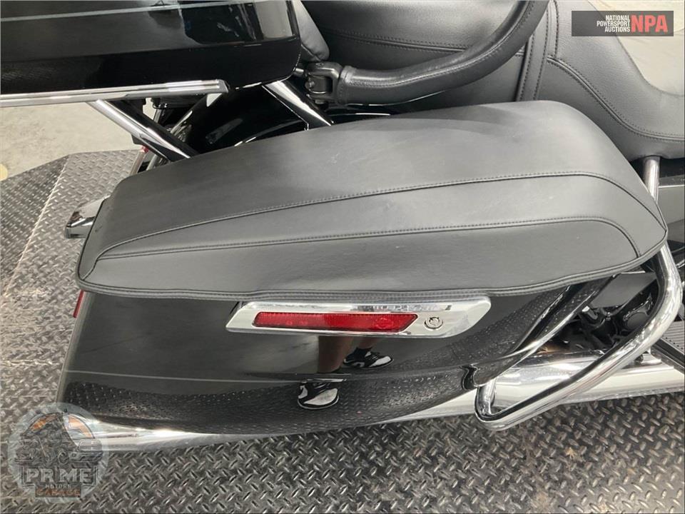2025 Harley-Davidson FLHXU STEET GLIDE ULTRA — фото 16