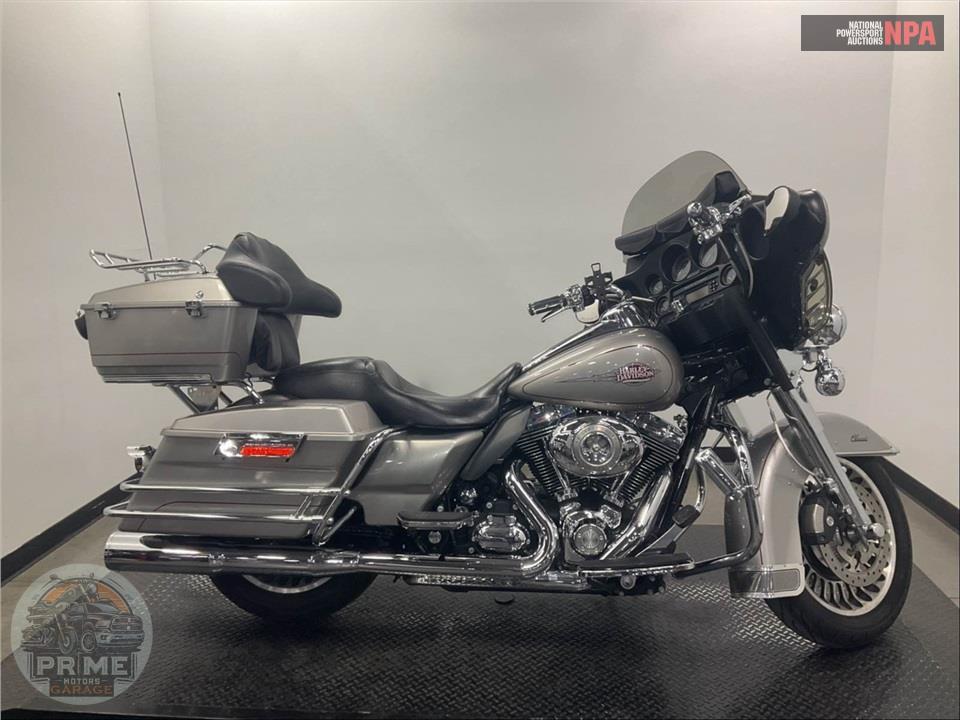 2009 Harley-Davidson FLHTC ELECTRA GLIDE CLASSIC — фото 1