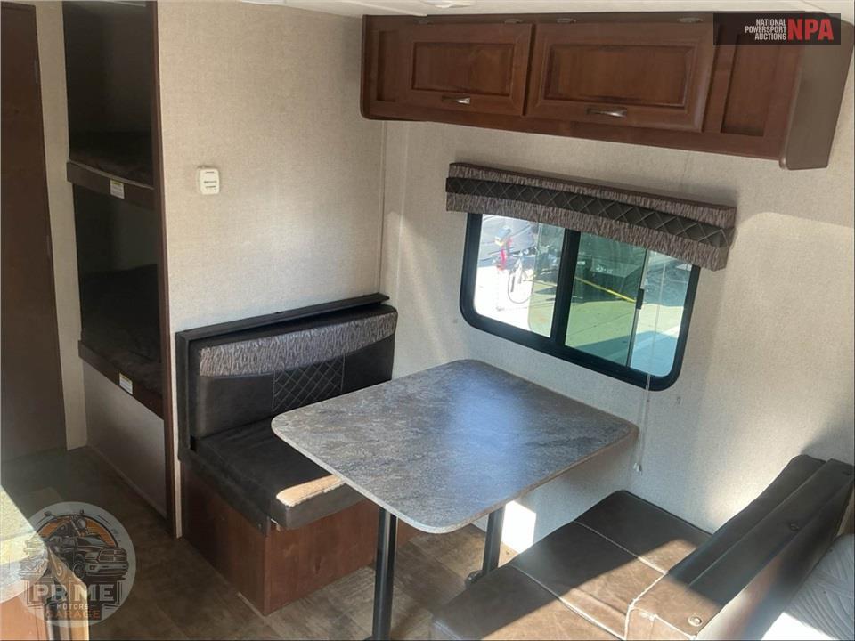 2017 Crossroads Rv M-18 BH - Z-1 LITE SERIES — фото 8
