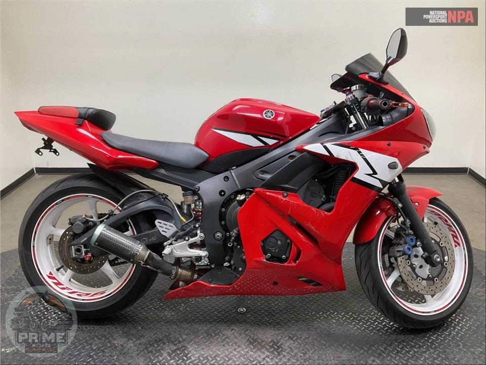 2004 Yamaha YZFR6S/C YZF-R6 — фото 1