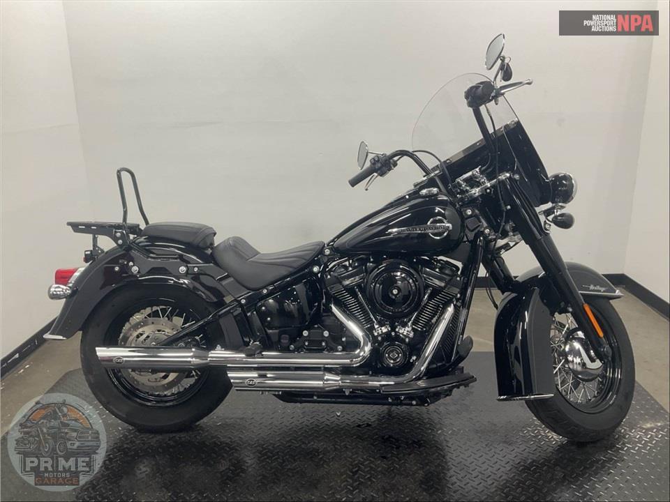 2019 HARLEY-DAVIDSON FLHC HERITAGE CLASSIC