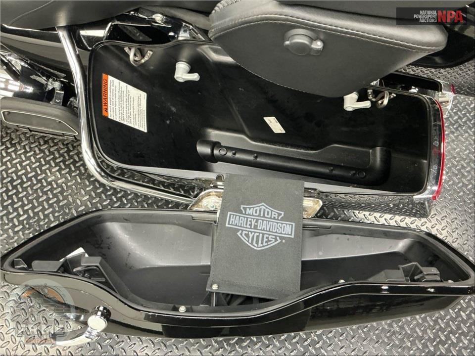 2019 Harley-Davidson FLHTK ULTRA LIMITED — фото 22
