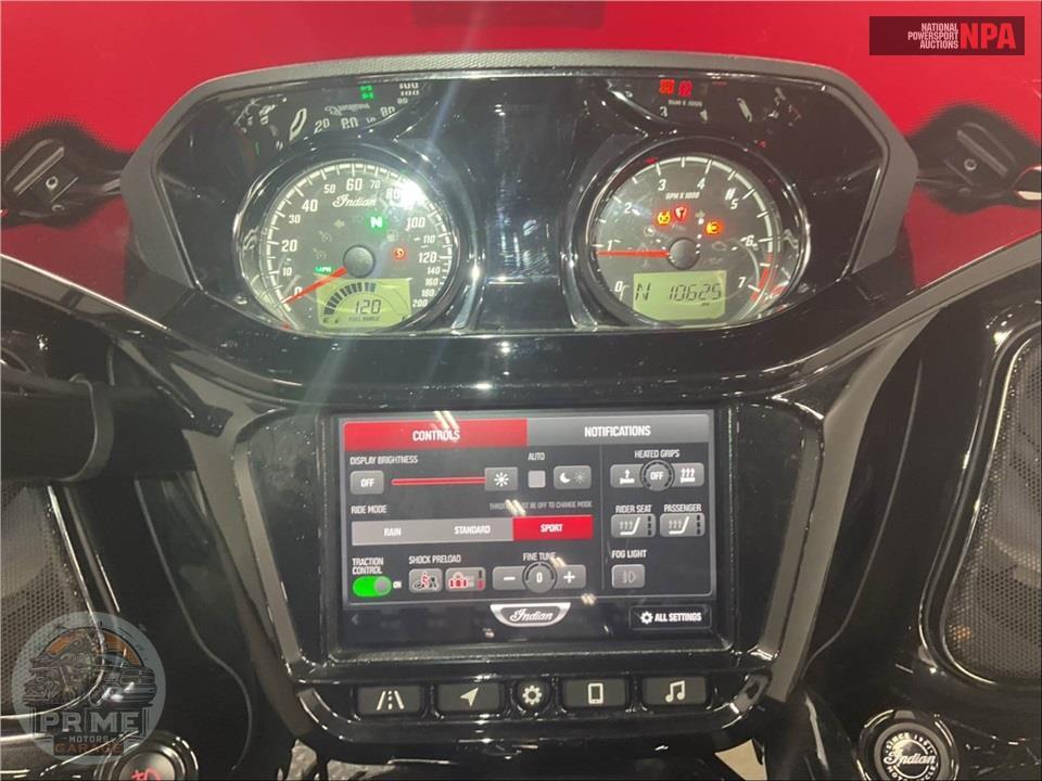 2024 Indian Motorcycle PURSUIT DARK HORSE W/AUDIO (BLACK) — фото 5