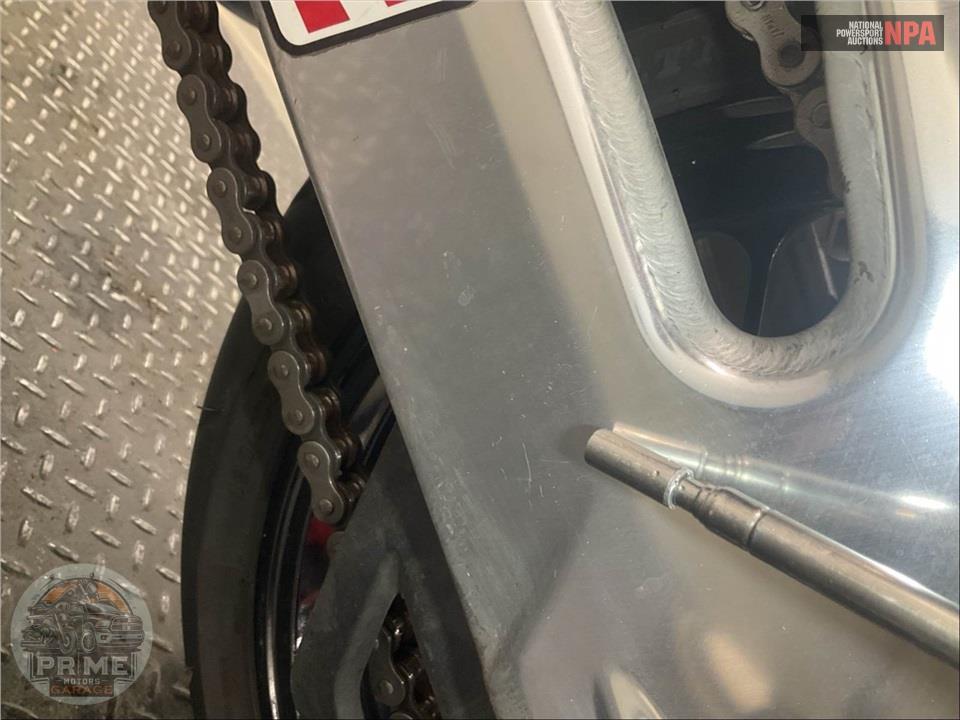 2018 Aprilia TUONO V4 1100 RR — фото 30