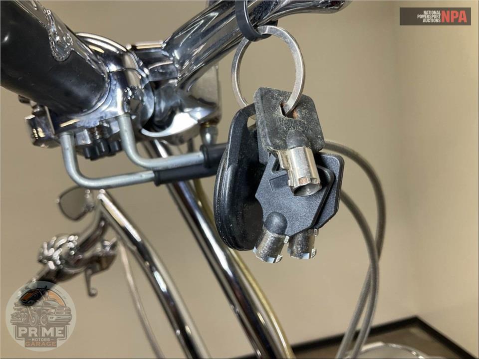 2006 Harley-Davidson FLHRI ROAD KING — фото 12