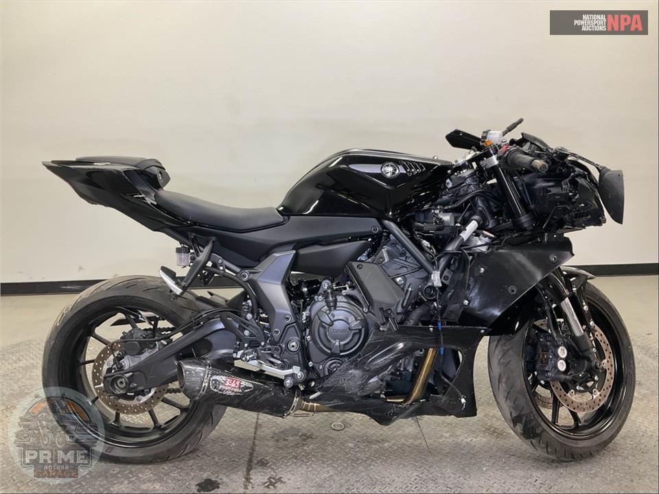 2025 Yamaha YZF-R7 — фото 1