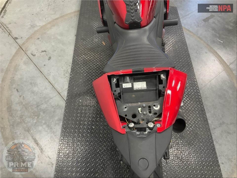 2015 Yamaha YZF-R3 — фото 24