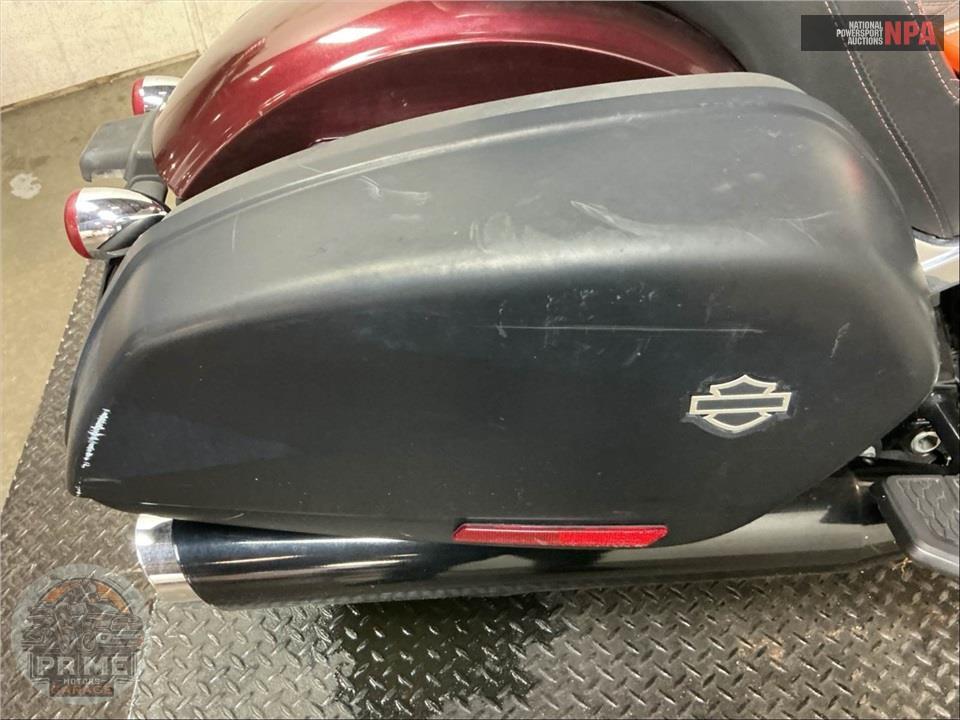 2018 Harley-Davidson FLSB SPORT GLIDE — фото 29