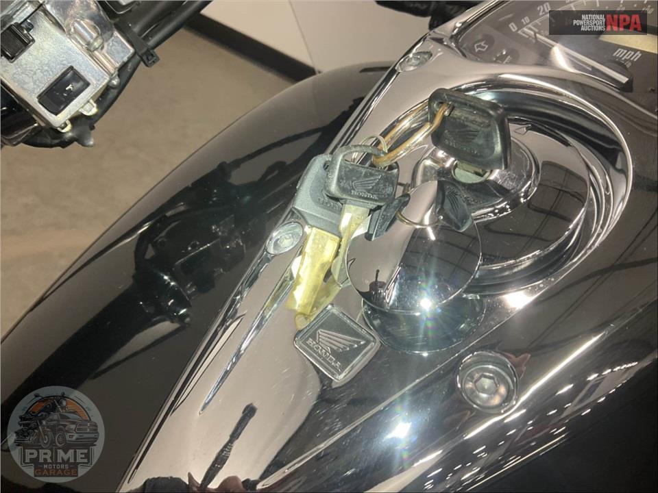 2008 Honda VTX1300T8 — фото 11